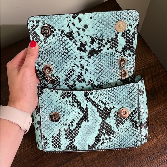 Purse - Picture 6 of 8